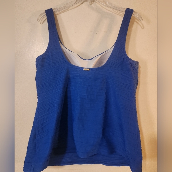 Blue  Tankini with Textured Trim - Picture 7 of 7